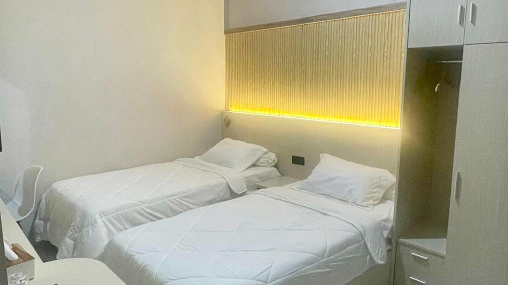 Urbanview Wollangi Syariah Near Toko Alaska 3*