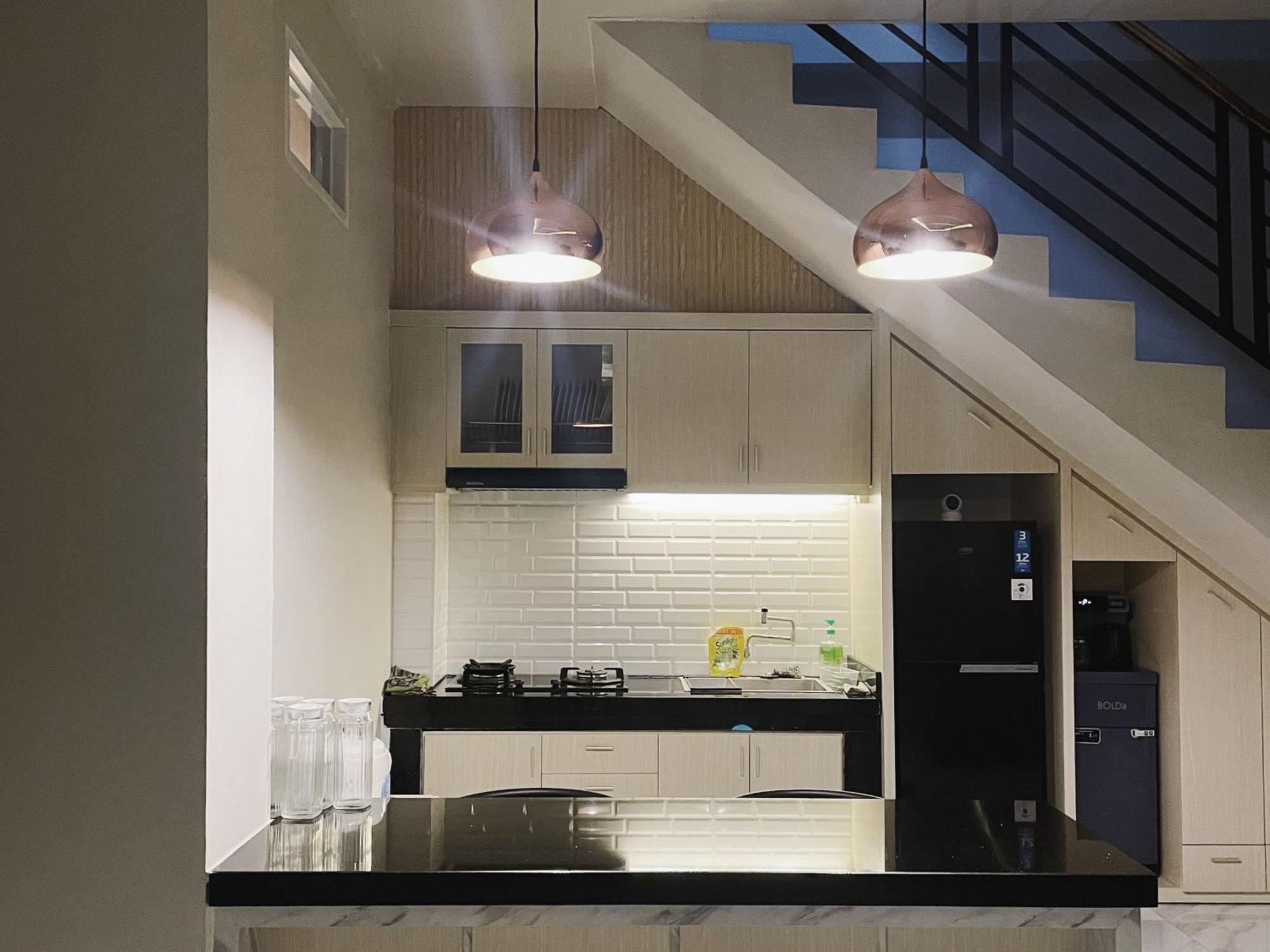 Urbanview Wollangi Syariah Near Toko Alaska 3* Makassar